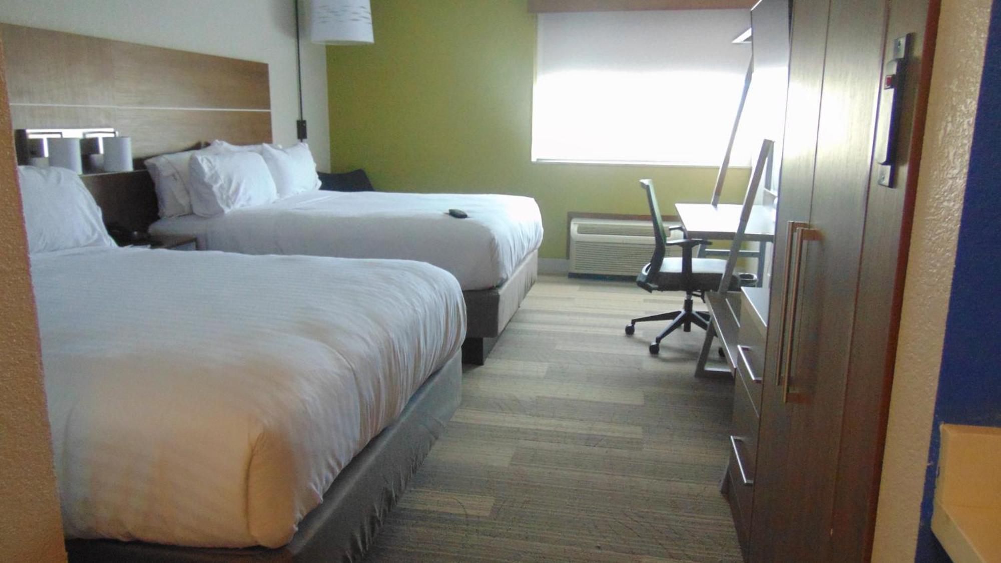 Holiday Inn Express & Suites Wapakoneta By Ihg מראה חיצוני תמונה